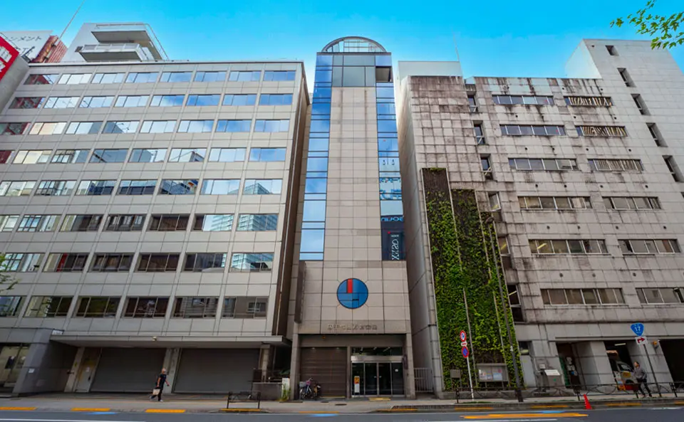 千代田万世会館の外観