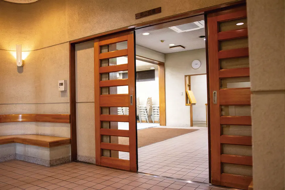 舟渡斎場の休憩室