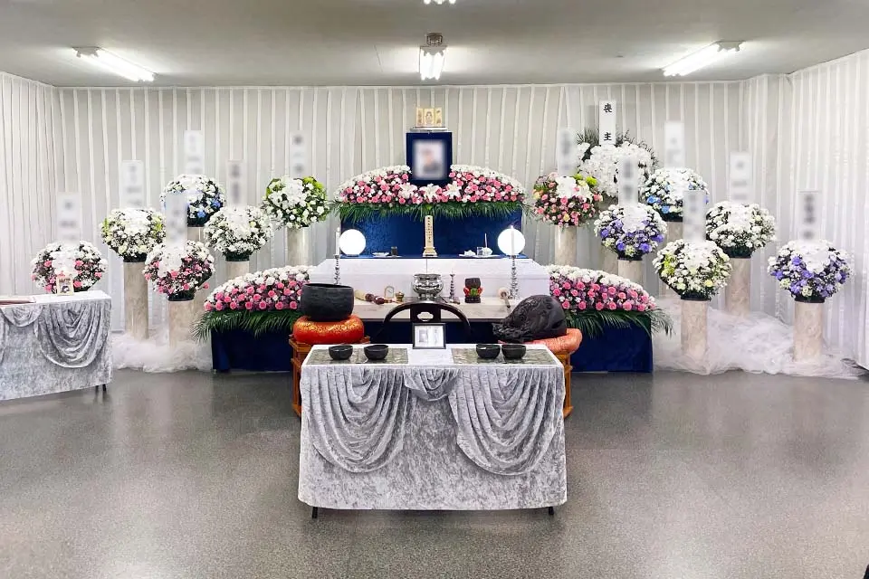 東高野会館の祭壇