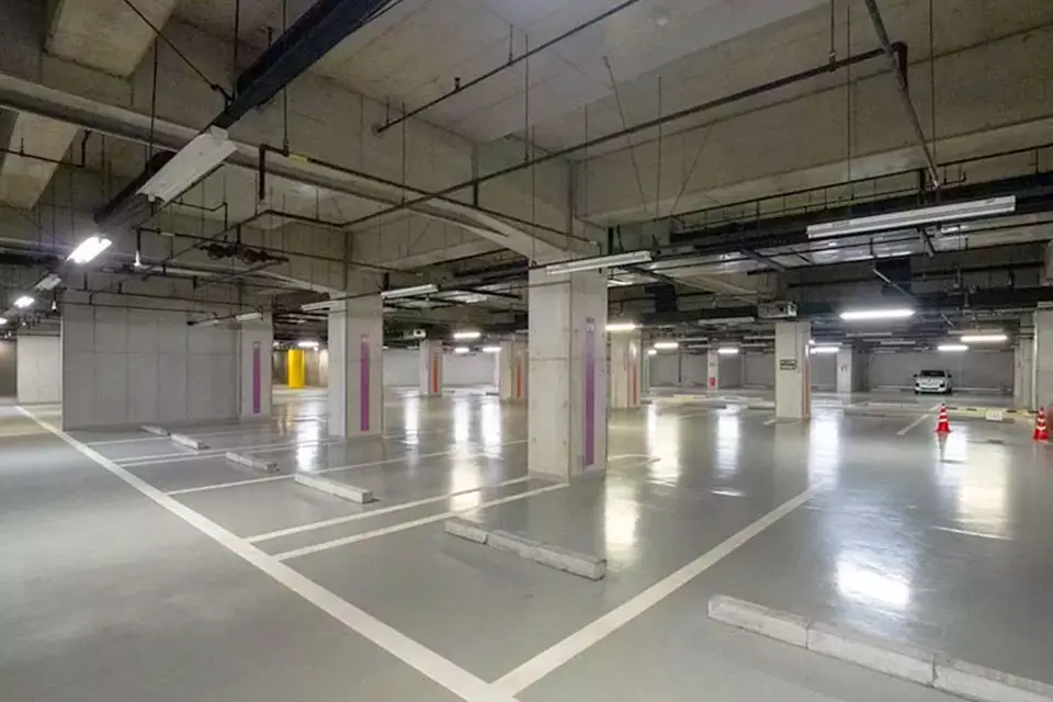 横浜市北部斎場の駐車場